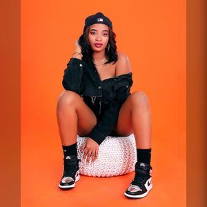 Meet your Posher, Denis